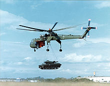 220px-CH54B_and_M551_Sheridan.201734141829.jpg
