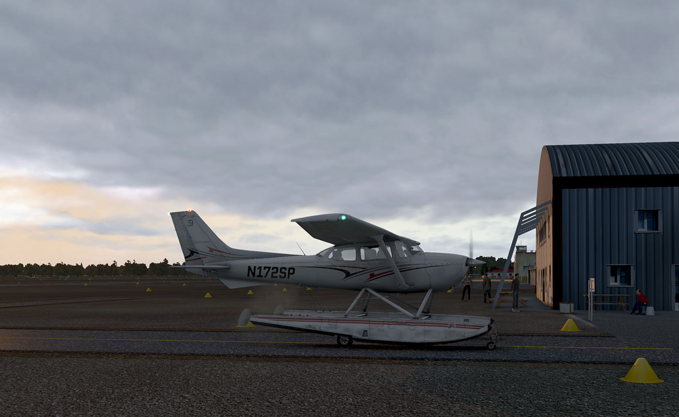 Cessna_172SP_seaplane_131.2018122602848.jpg