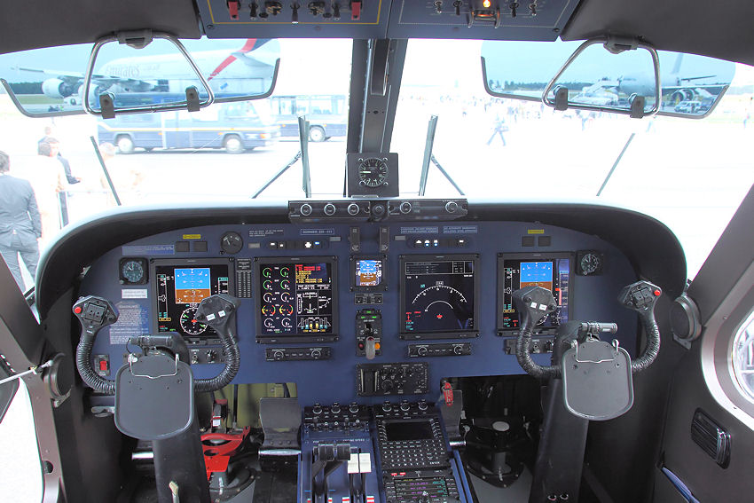 Do_228_NG_-_Cockpit.2016817104914.jpg