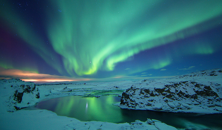 http://www.easy-upload.net/fichiers/Northern-Lights-Iceland.201513116049.jpg