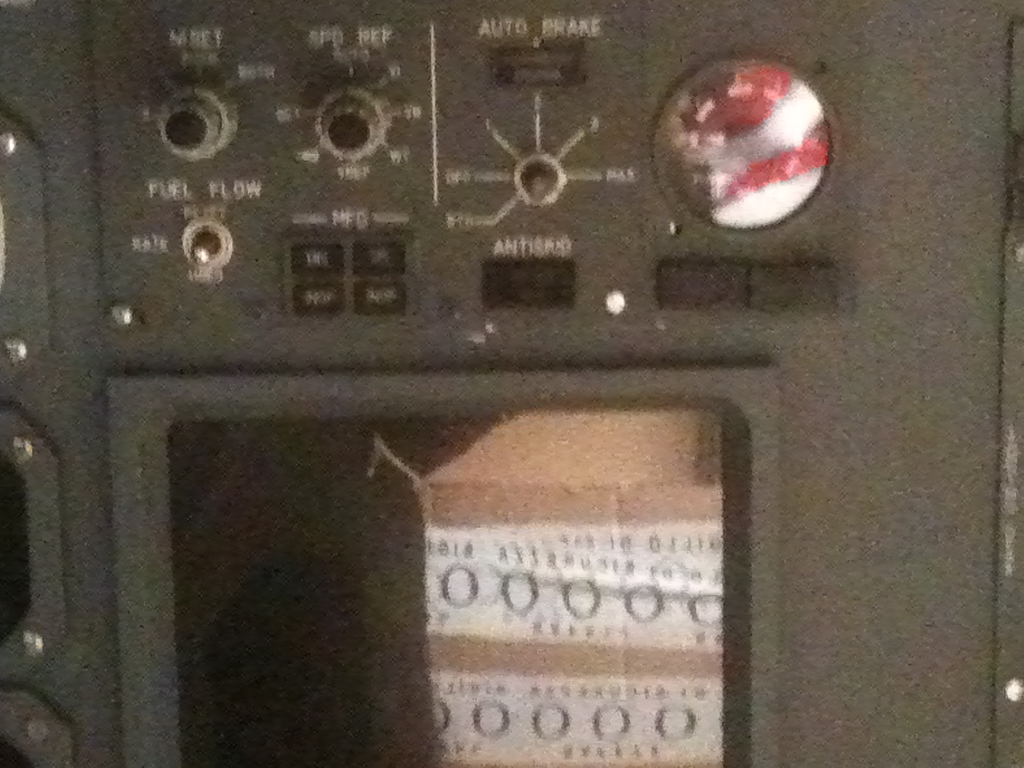 cockpit_002.201091920189.jpg